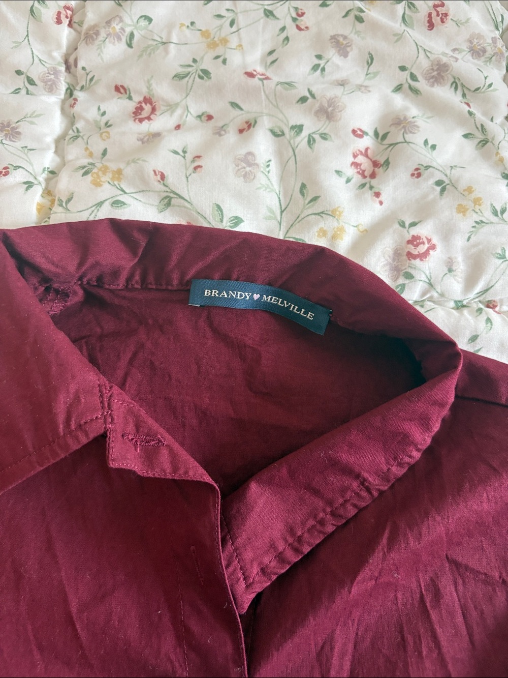 BRANDY MELVILLE MAROON BUTTON UP TOP - Picture 2 of 2